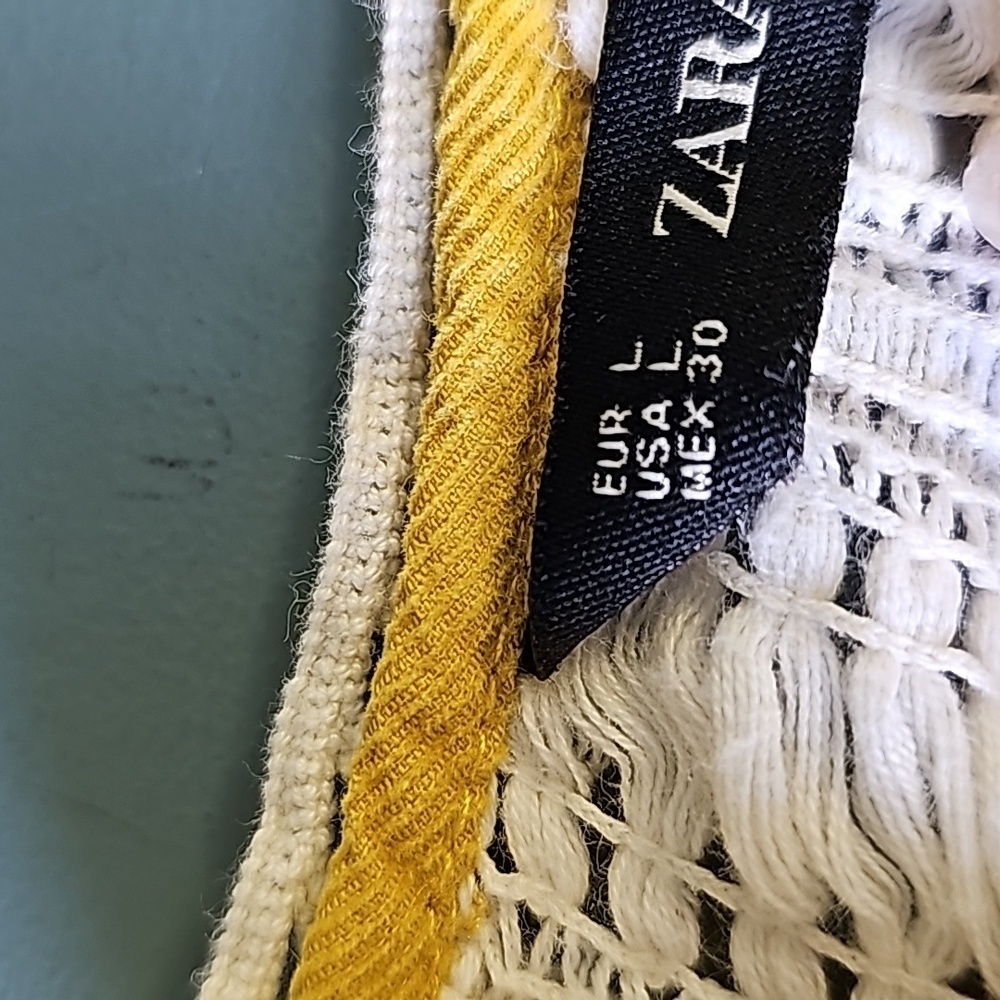 Zara Basic corduroy button down top. Long sleeves. Size large. Crochet … - Picture 8 of 10